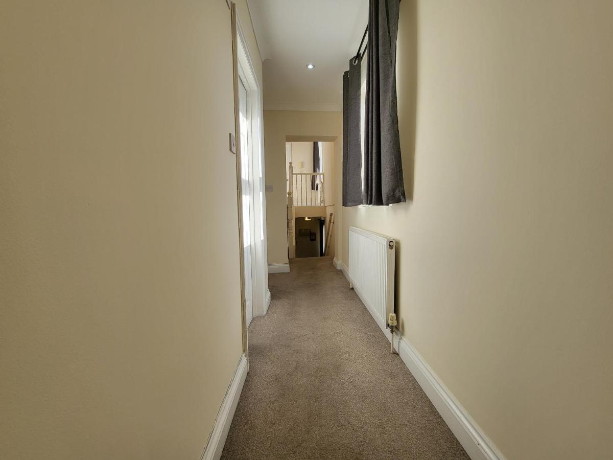 Tooting Bec Central Apartment By London Tube Экстерьер фото